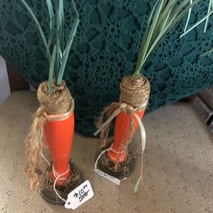 Handcrafted Primitive Wooden Decor “Carrots”